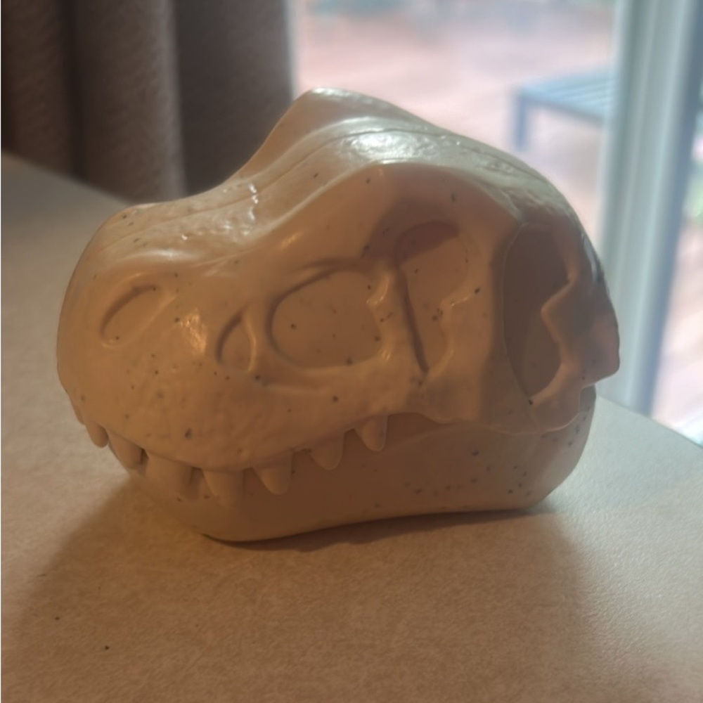 Jurassic Park Bitzee